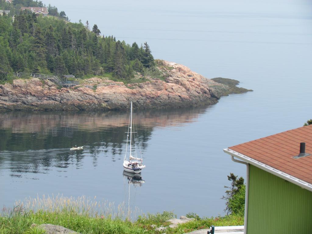 Les Chalets Au Bord De La Mer Les Escoumins Exterior foto